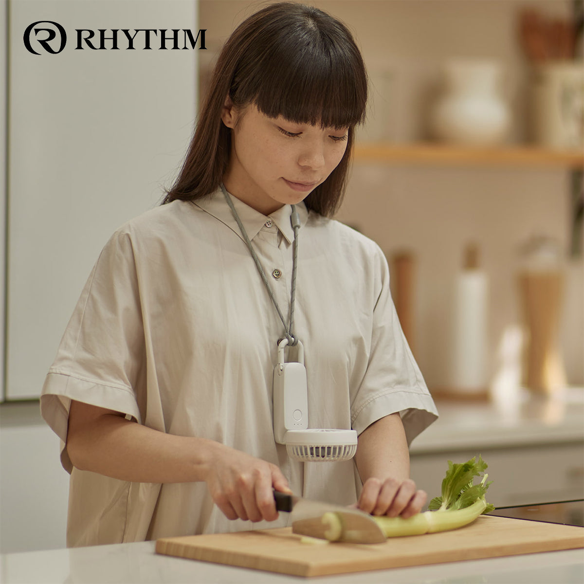 RHYTHM Silky Wind Mobile 3.2 勾掛式雙扇葉摺疊手提風扇