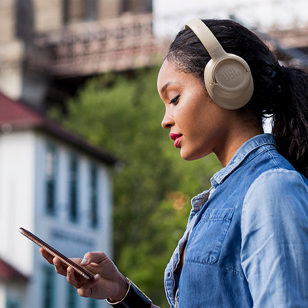 JBL Tune 730BT 無線頭戴式藍牙耳機
